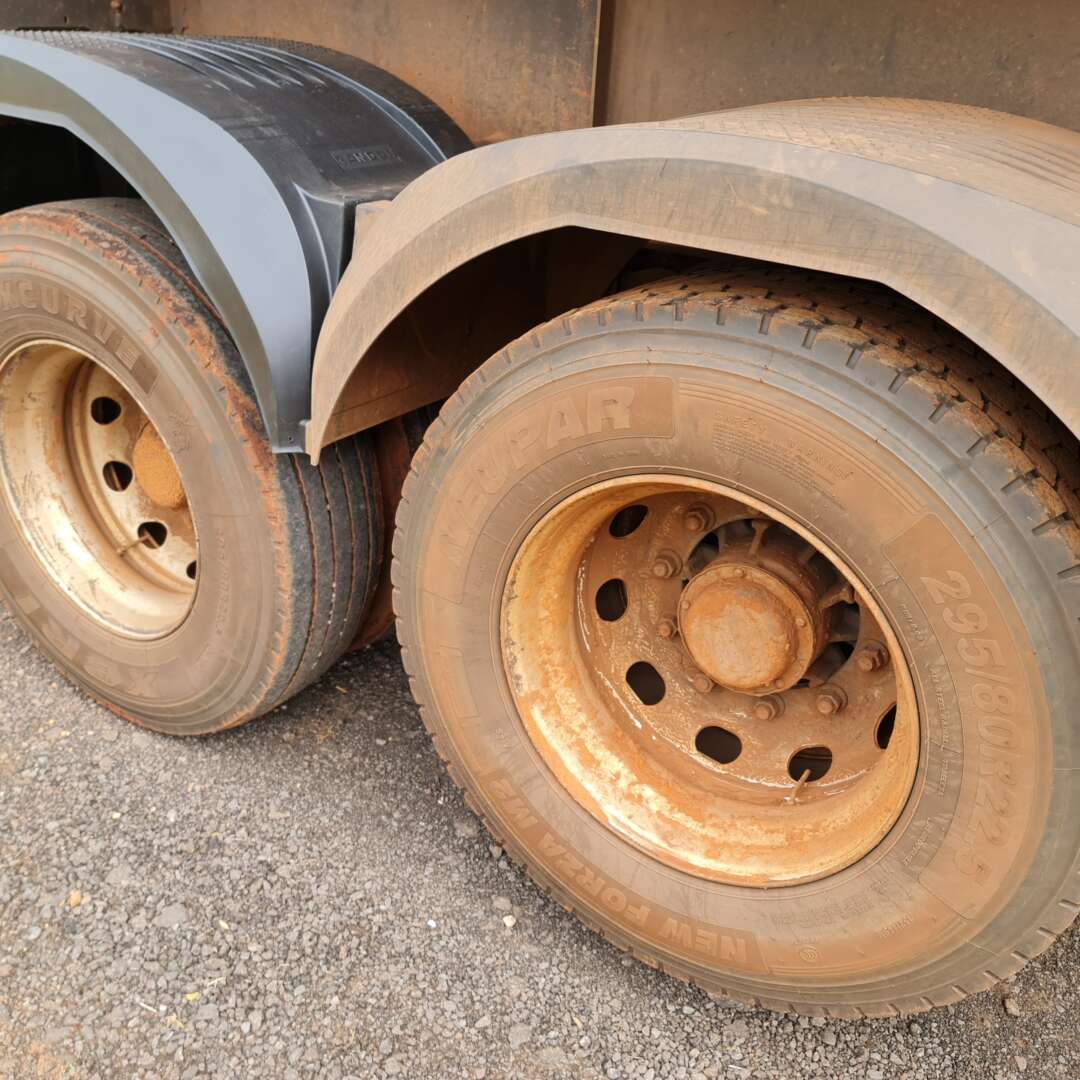 Carreta RODOTREM BASCULANTE Aizi ANO 2020 6 Eixos de MegaTruck MS no Mato Grosso do Sul