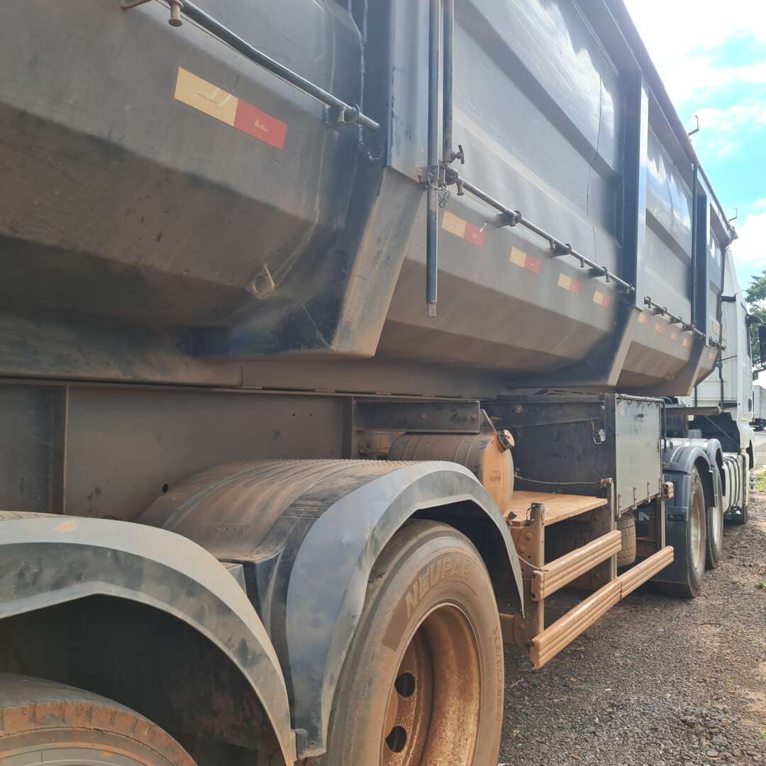 Carreta RODOTREM BASCULANTE Aizi ANO 2020 6 Eixos de MegaTruck MS no Mato Grosso do Sul