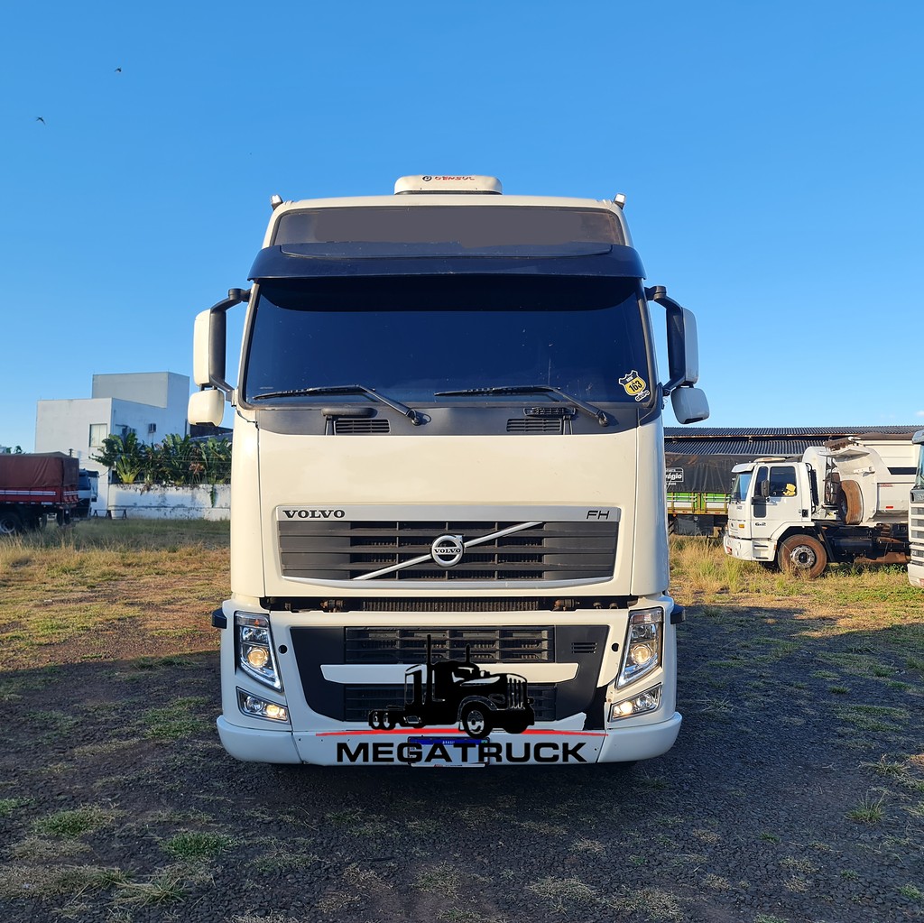 Caminhão VOLVO FH 440 Cavalo Mecânico ANO 2010 de MegaTruck MS no Mato Grosso do Sul