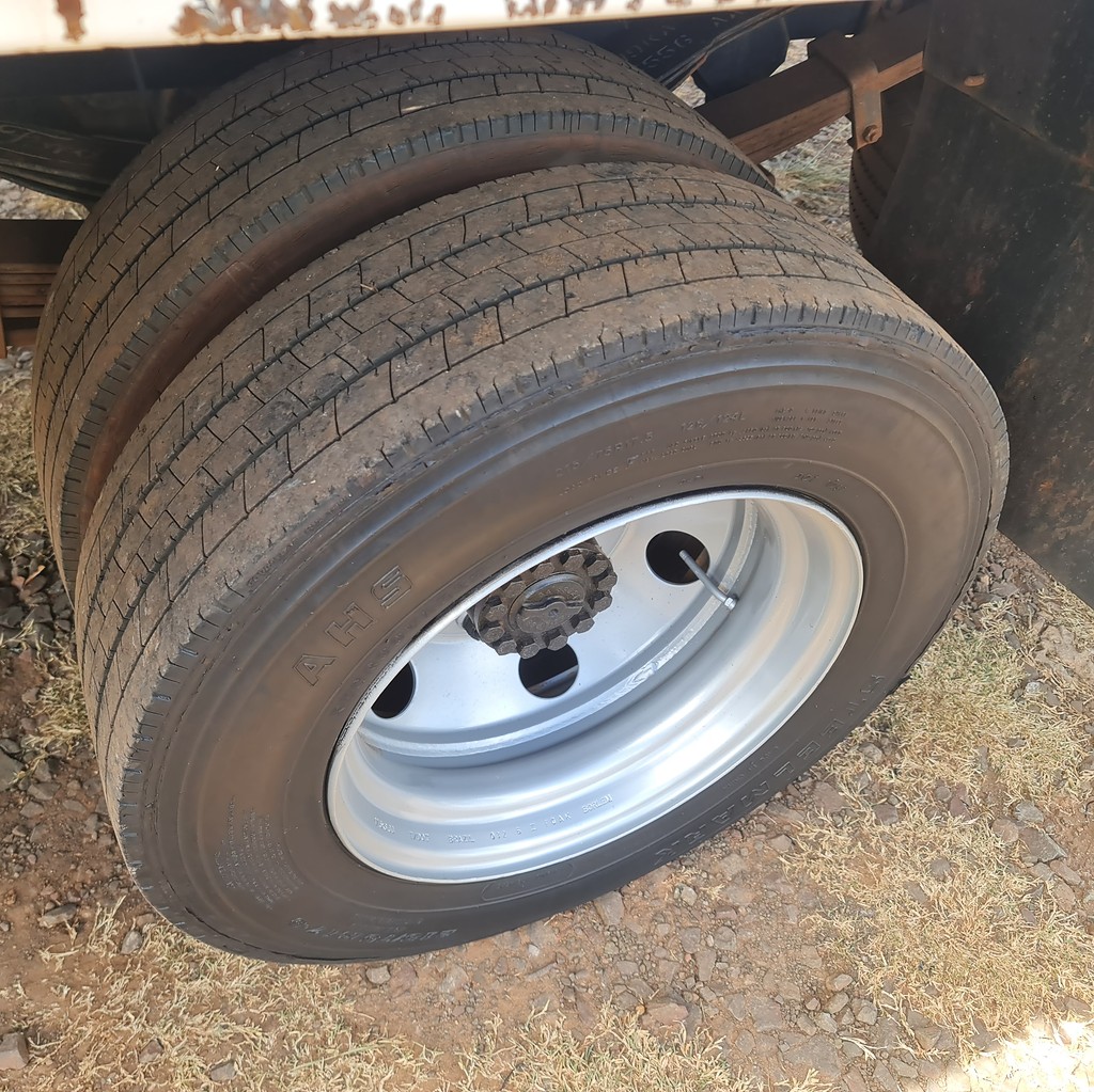 Caminhão FORD CARGO 816 Carga Seca ANO 2017 de MegaTruck MS no Mato Grosso do Sul