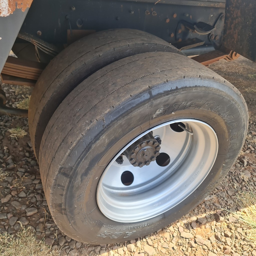 Caminhão FORD CARGO 816 Carga Seca ANO 2017 de MegaTruck MS no Mato Grosso do Sul