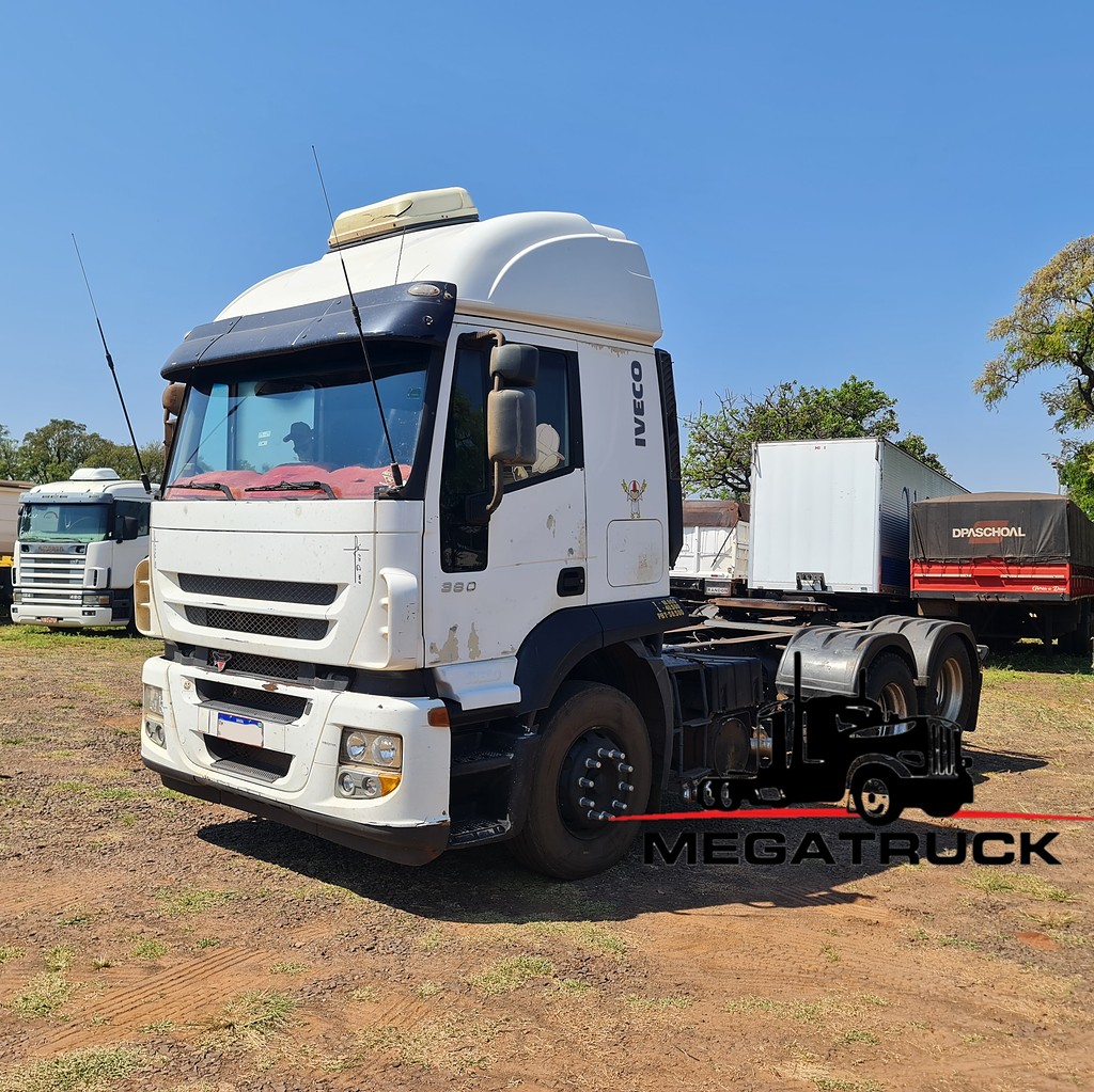 Caminhão IVECO STRALIS 380 Cavalo Mecânico ANO 2011 de MegaTruck MS no Mato Grosso do Sul