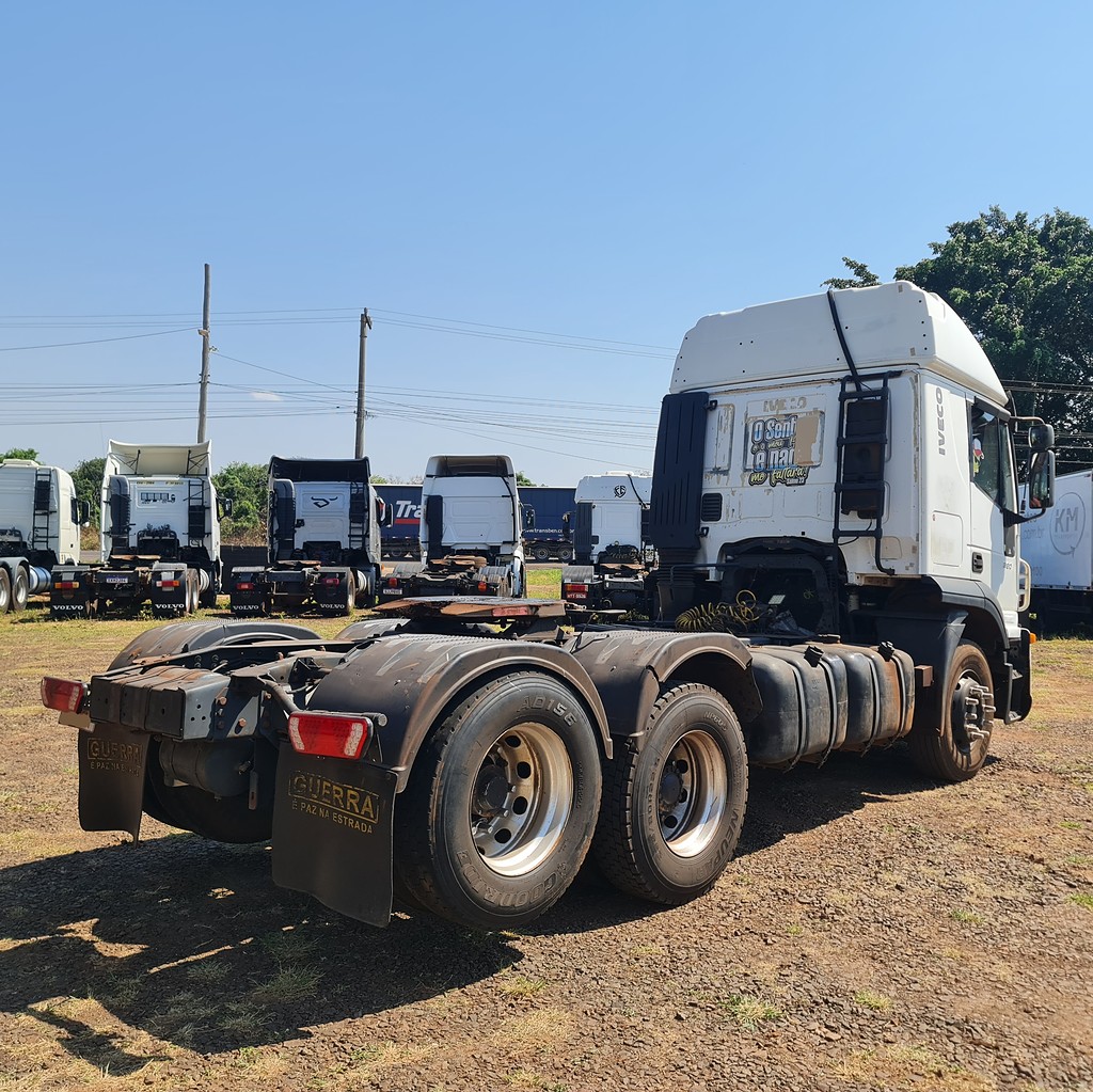 Caminhão IVECO STRALIS 380 Cavalo Mecânico ANO 2011 de MegaTruck MS no Mato Grosso do Sul