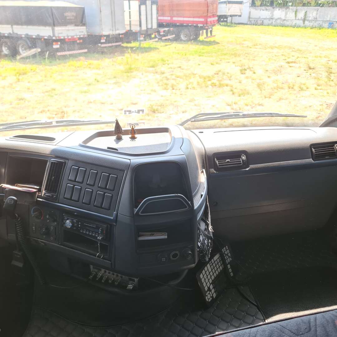 Caminhão VOLVO FH 540 Cavalo Mecânico ANO 2013 de MegaTruck MS no Mato Grosso do Sul