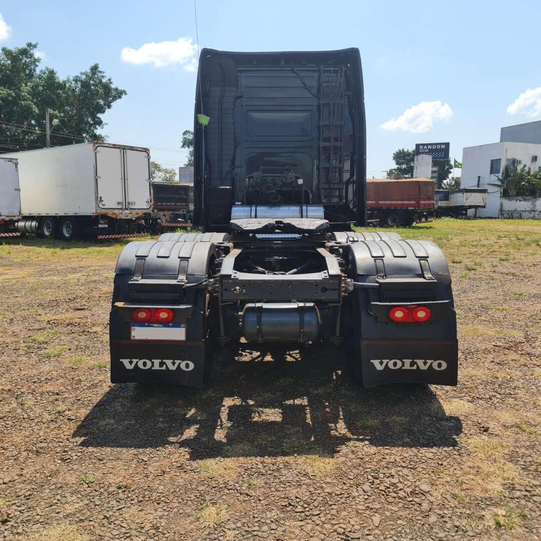 Caminhão VOLVO FH 540 Cavalo Mecânico ANO 2013 de MegaTruck MS no Mato Grosso do Sul