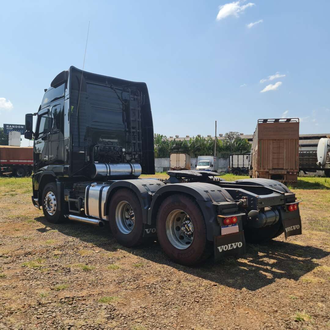 Caminhão VOLVO FH 540 Cavalo Mecânico ANO 2013 de MegaTruck MS no Mato Grosso do Sul