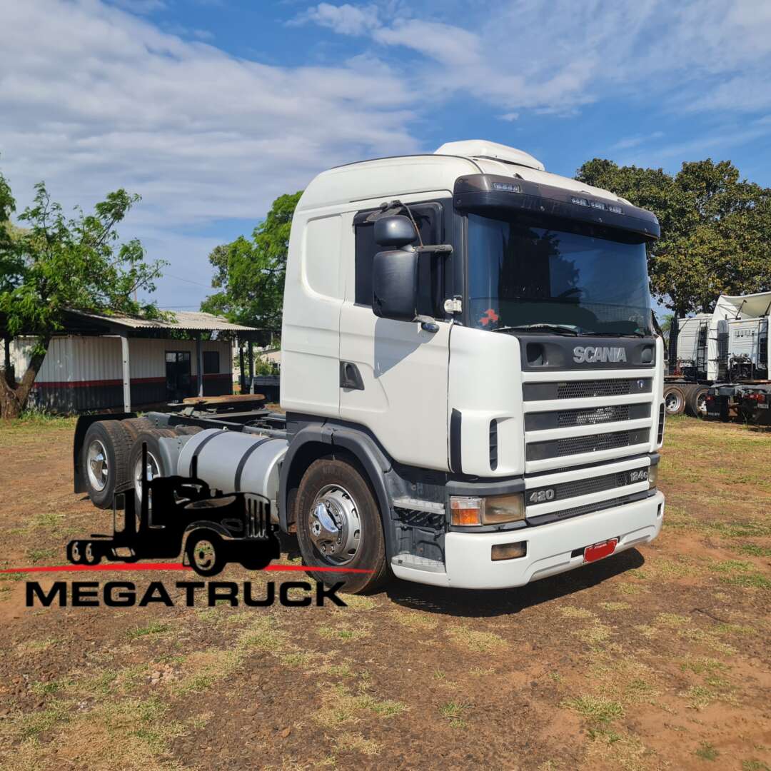 Caminhão SCANIA 124 420 Cavalo Mecânico ANO 2001