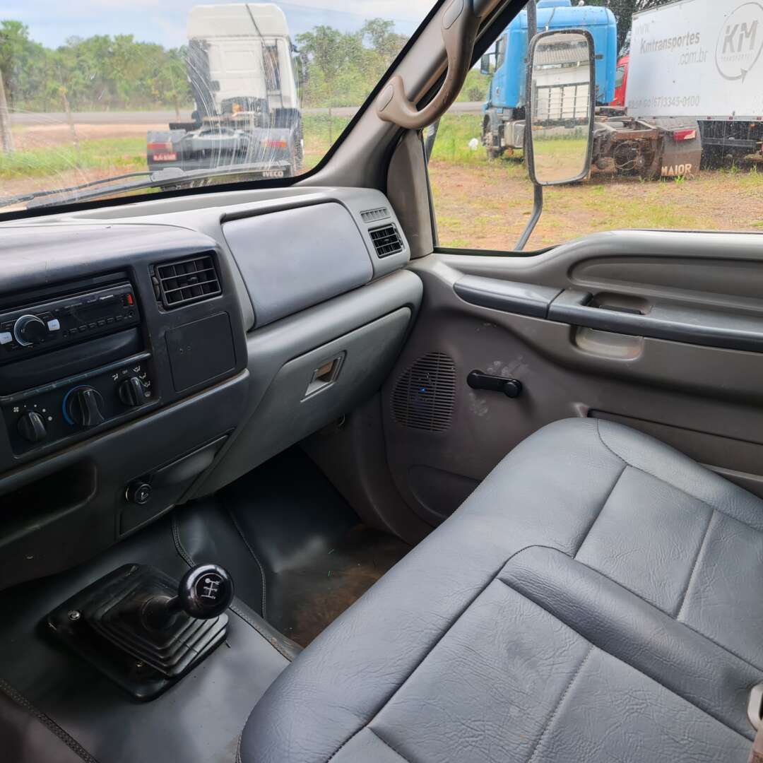 Caminhão FORD F-4000 Carroceria ANO 2007 de MegaTruck MS no Mato Grosso do Sul