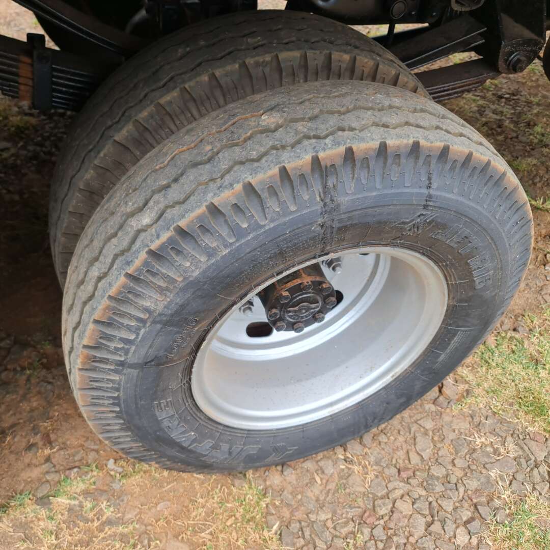 Caminhão FORD F-4000 Carroceria ANO 2007 de MegaTruck MS no Mato Grosso do Sul