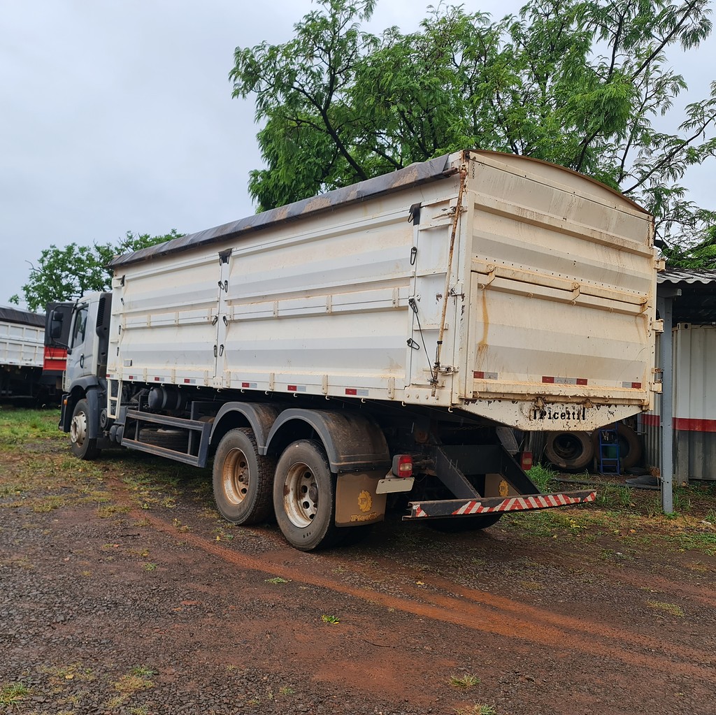 Caminhão VOLKSWAGEN VW 24280 Caçamba Basculante ANO 2013 de MegaTruck MS no Mato Grosso do Sul
