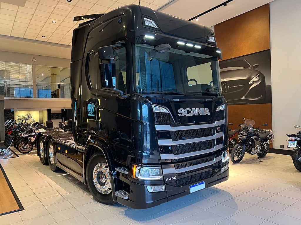 Caminhão SCANIA 450 Cavalo Mecânico ANO 2023 de Felipe Bacci em São Paulo