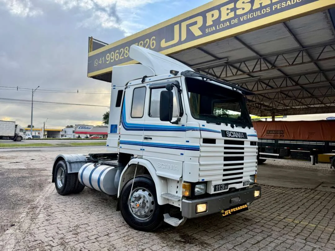 Caminhão SCANIA 113 360 Cavalo Mecânico Ano 1996 de Jr Pesados no Paraná