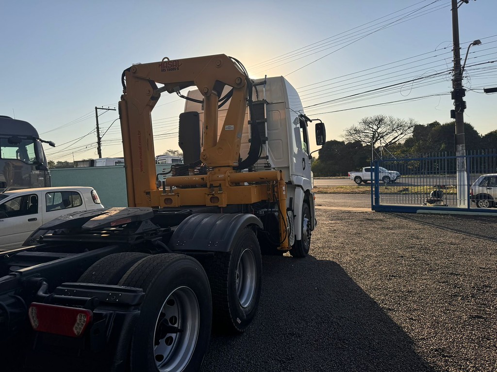 Caminhão VOLKSWAGEN VW 25390 Guincho Munck ANO 2013 de Comovel Veículos em São Paulo