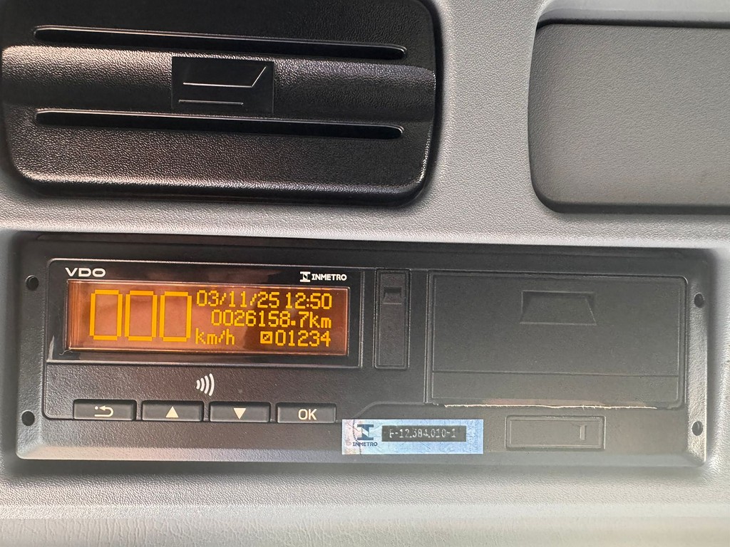 Caminhão MERCEDES BENZ MB 2429 Tanque Inox ANO 2024 de Comovel Veículos em São Paulo