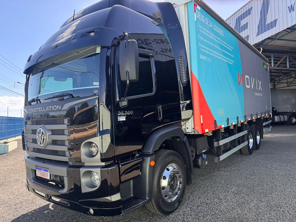 Caminhão VOLKSWAGEN VW 26260 Baú Sider ANO 2025 de Comovel Veículos em São Paulo