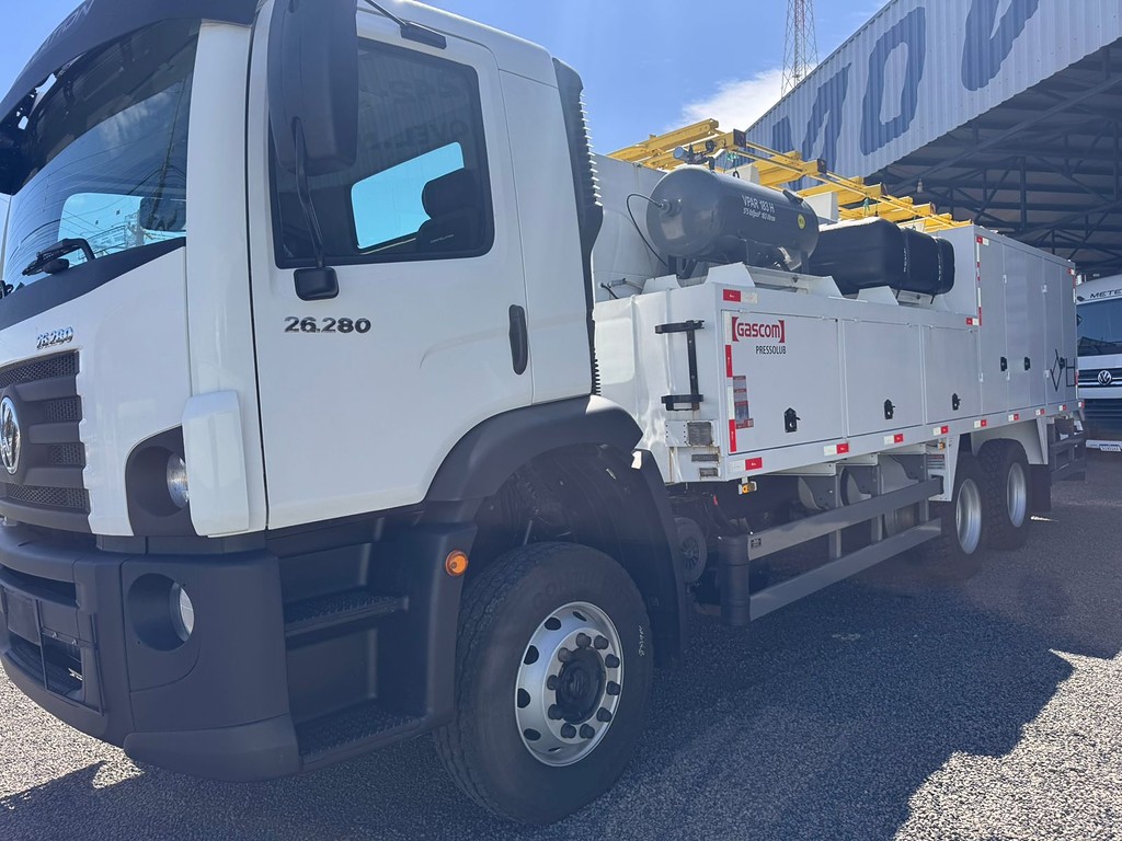 Caminhão VOLKSWAGEN VW 26280 Comboio ANO 2023 de Comovel Veículos em São Paulo