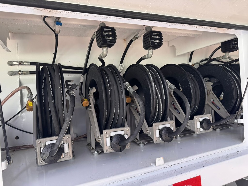 Caminhão VOLKSWAGEN VW 26280 Comboio ANO 2023 de Comovel Veículos em São Paulo