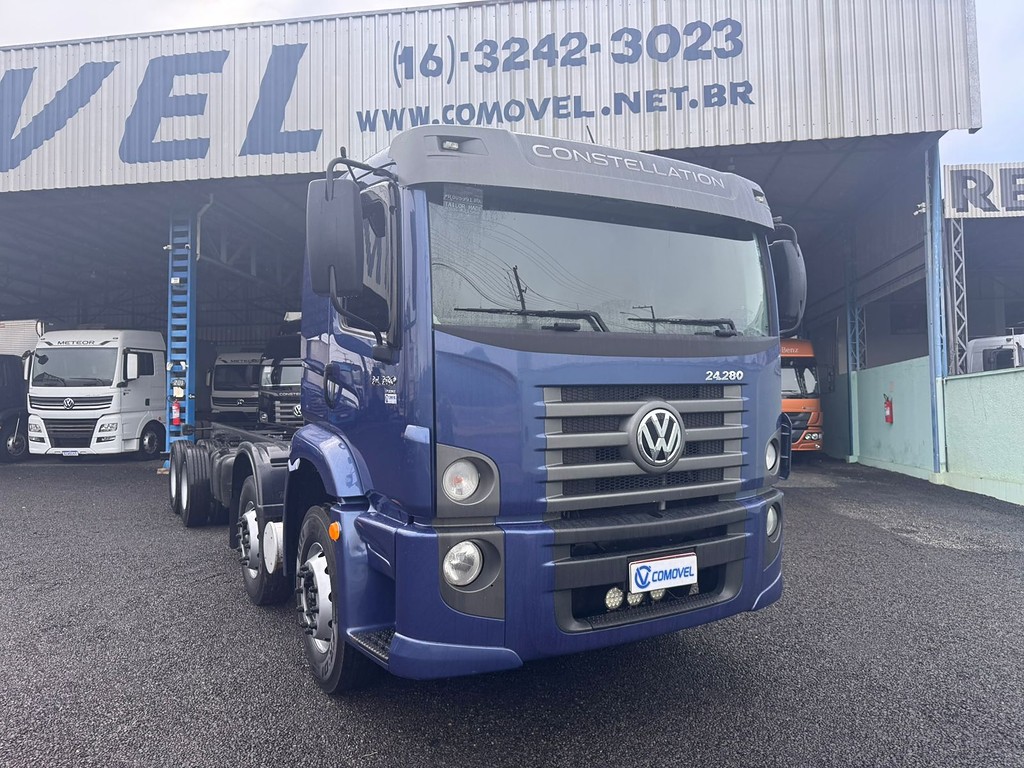 Caminhão VOLKSWAGEN VW 24280 Chassis ANO 2023 de Comovel Veículos em São Paulo