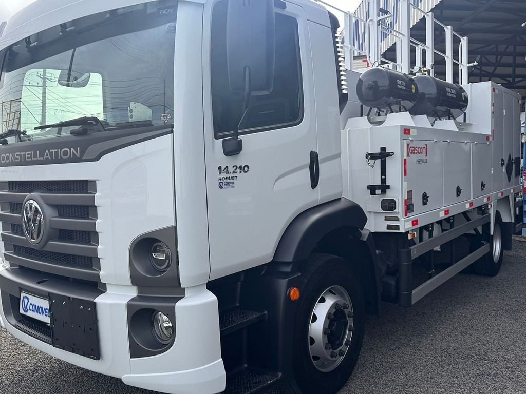 Caminhão VOLKSWAGEN VW 14220 Comboio ANO 2024 de Comovel Veículos em São Paulo
