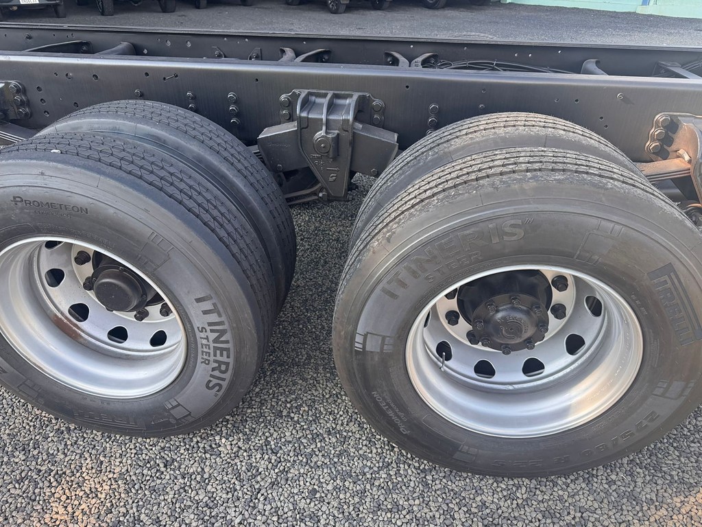Caminhão VOLKSWAGEN VW 24280 Aves Vivas ANO 2023 de Comovel Veículos em São Paulo