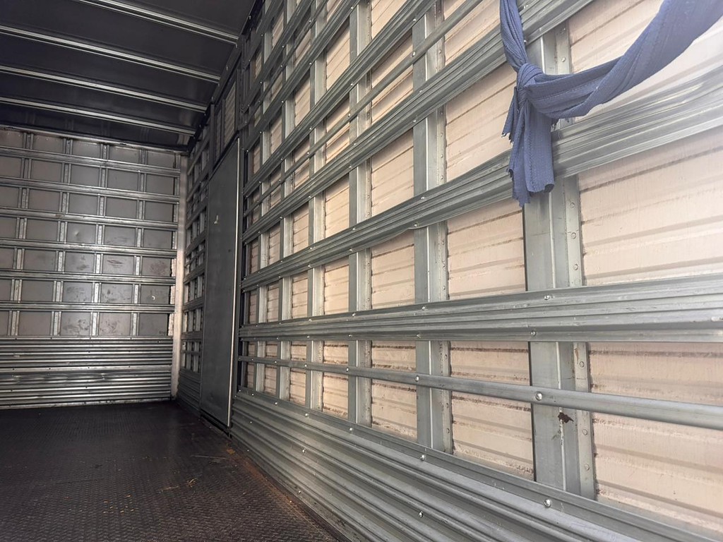 Caminhão IVECO DAILY 65-170 Baú Furgão ANO 2022 de Comovel Veículos em São Paulo