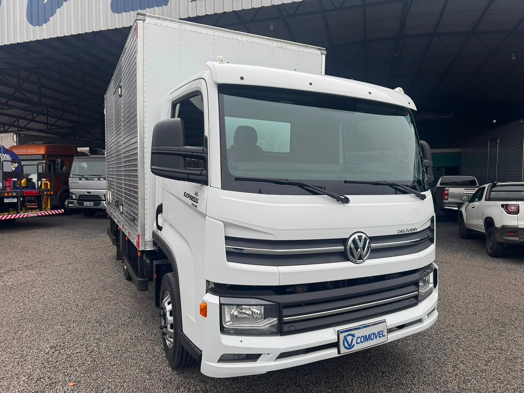 Caminhão VOLKSWAGEN DELIVERY EXPRESS Baú Furgão ANO 2022 de Comovel Veículos em São Paulo