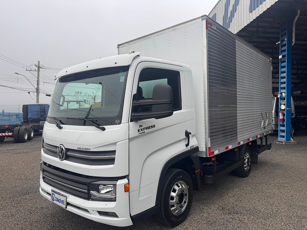 Caminhão VOLKSWAGEN DELIVERY EXPRESS Baú Furgão ANO 2022 de Comovel Veículos em São Paulo