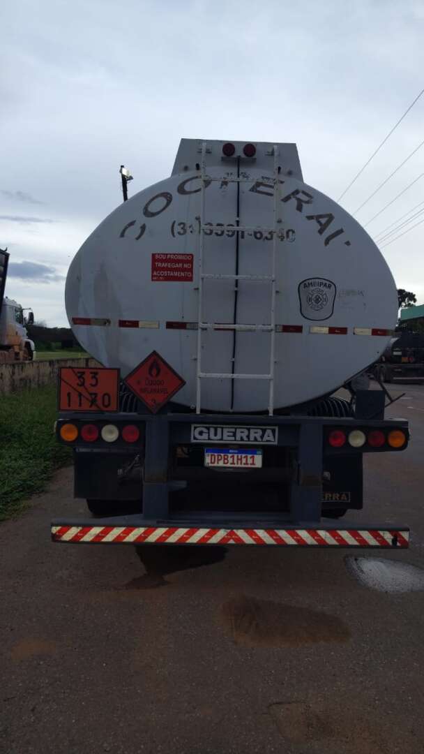 Carreta BITREM TANQUE AÇO Guerra ANO 2009 4 Eixos de Venda Truck Anúncios Paraopeba MG na Minas Gerais