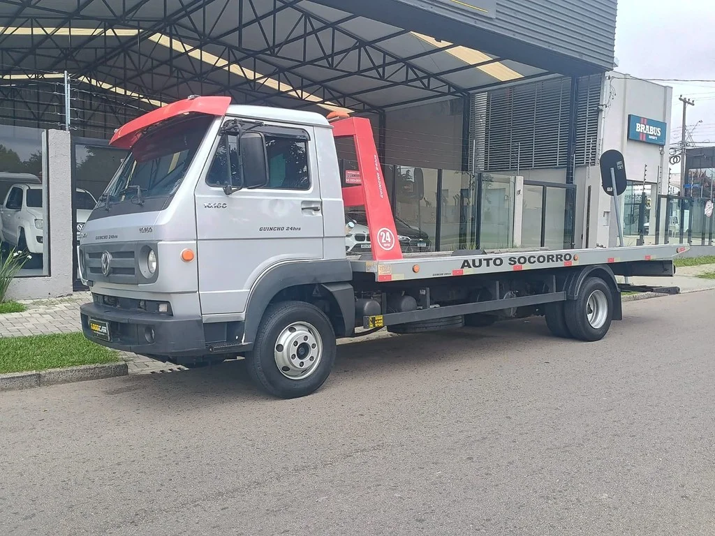 Caminhão VOLKSWAGEN VW 10160 Plataforma Guincho ANO 2016 de 1.000CAR Curitiba no Paraná