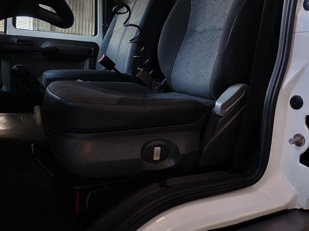 Caminhão FORD CARGO 1119 Carroceria + cabine suplementar ANO 2019 de 1.000CAR Curitiba no Paraná