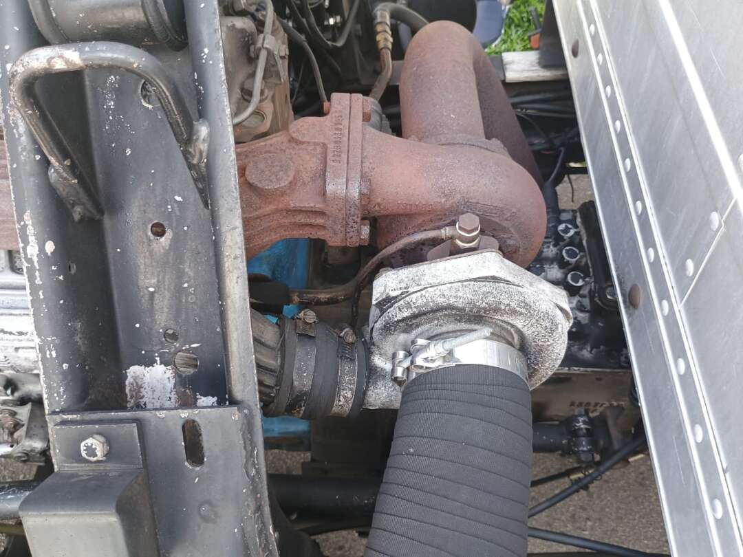 Caminhão VOLKSWAGEN VW 790 Baú Furgão ANO 1990 de 1.000CAR Curitiba no Paraná