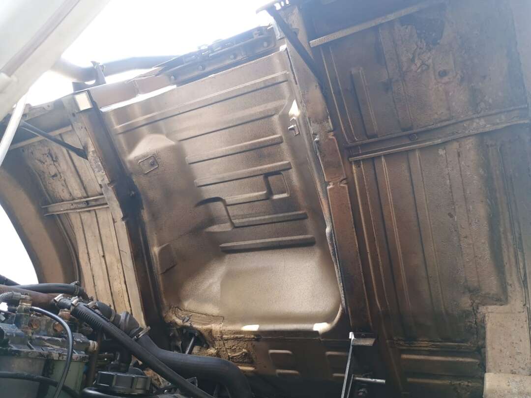 Caminhão VOLKSWAGEN VW 790 Baú Furgão ANO 1990 de 1.000CAR Curitiba no Paraná