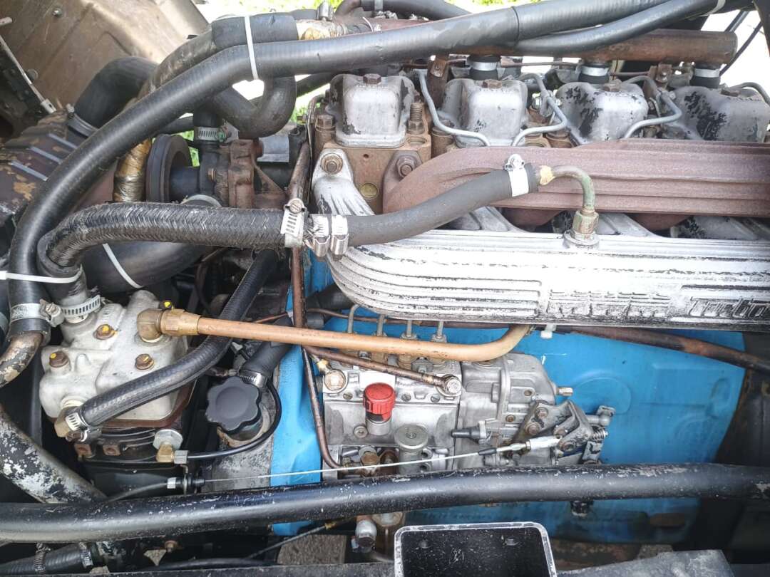 Caminhão VOLKSWAGEN VW 790 Baú Furgão ANO 1990 de 1.000CAR Curitiba no Paraná