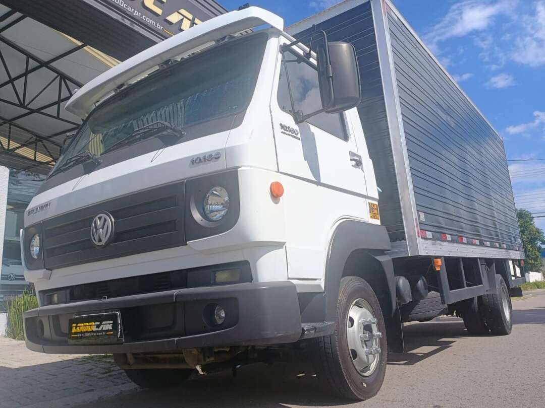 Caminhão VOLKSWAGEN VW 10160 Baú Furgão ANO 14 de 1.000CAR Curitiba no Paraná