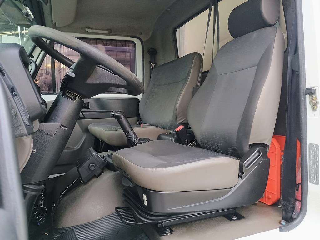 Caminhão VOLKSWAGEN VW 10160 Baú Refrigerado ANO 2016 de 1.000CAR Curitiba no Paraná