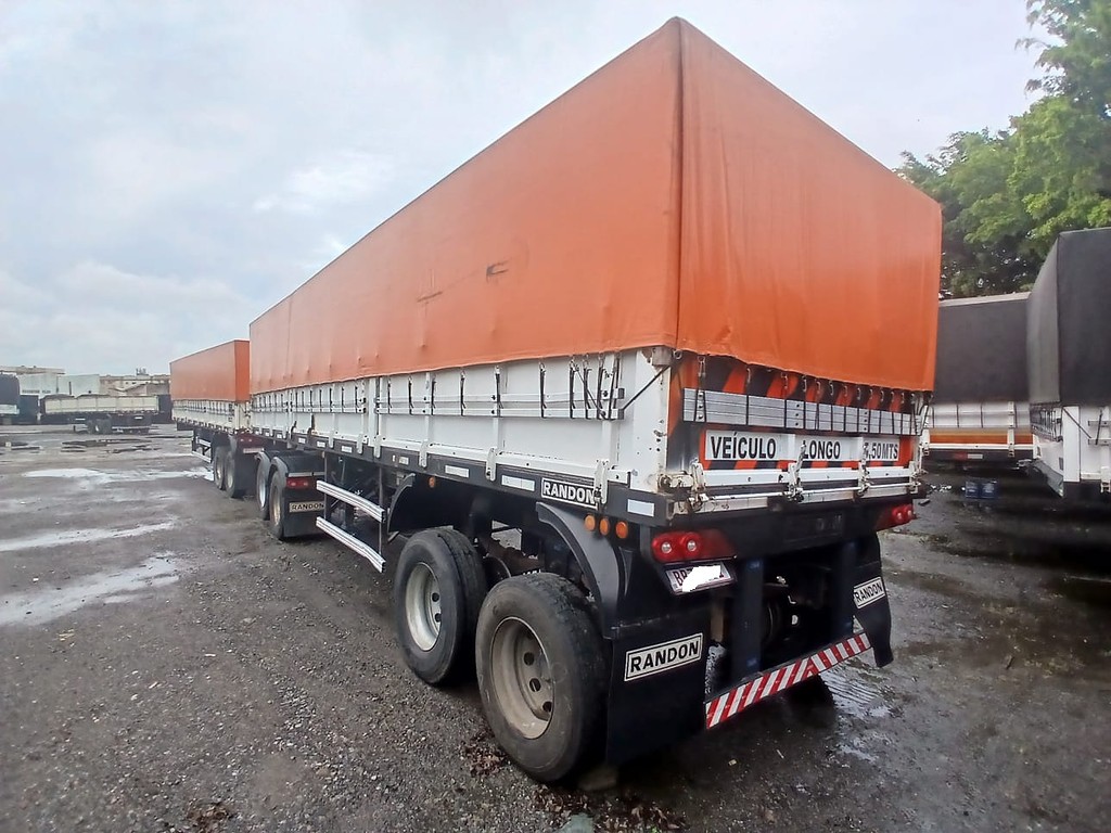 Carreta RODOTREM GRANELEIRO Randon ANO 2018 9 Eixos de Rodocatarina Implementos LTDA na Santa Catarina