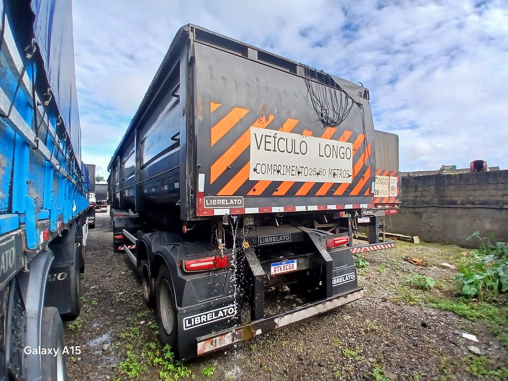 Carreta RODOTREM BASCULANTE Librelato ANO 2020 9 Eixos de Rodocatarina Implementos LTDA na Santa Catarina