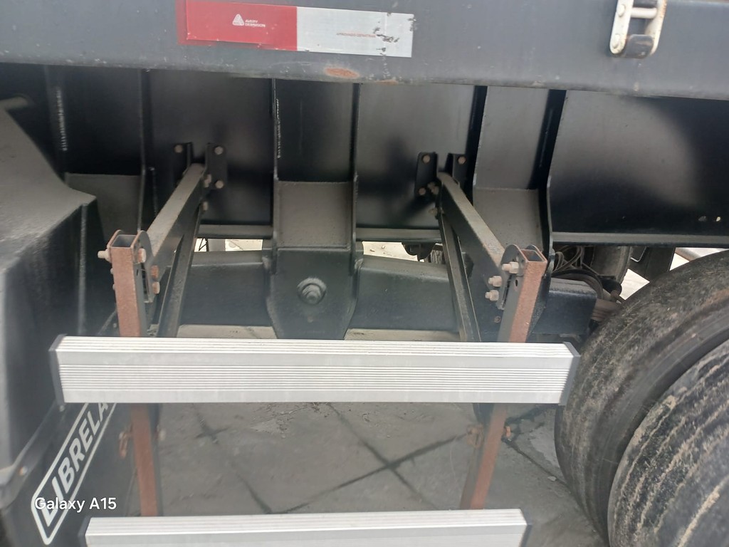 Carreta SEMI-REBOQUE GRANELEIRO Librelato ANO 2019 1+1+1 Vanderleia de Rodocatarina Implementos LTDA na Santa Catarina