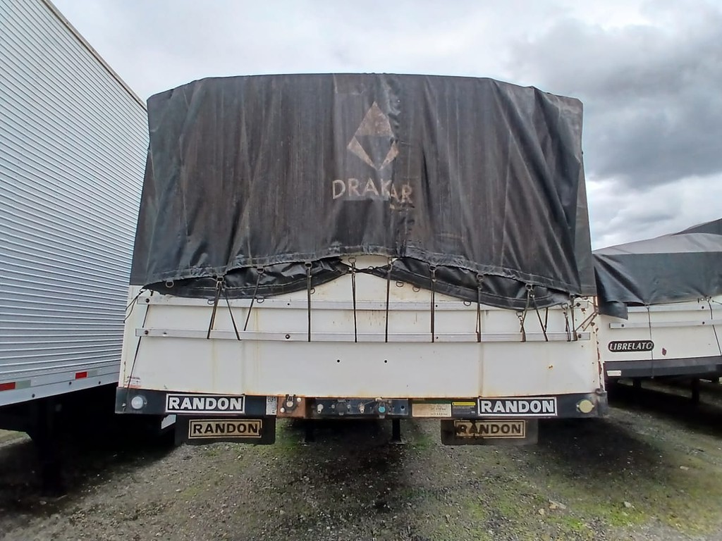 Carreta SEMI-REBOQUE GRANELEIRO Randon ANO 2018 1+1+1 Vanderleia de Rodocatarina Implementos LTDA na Santa Catarina