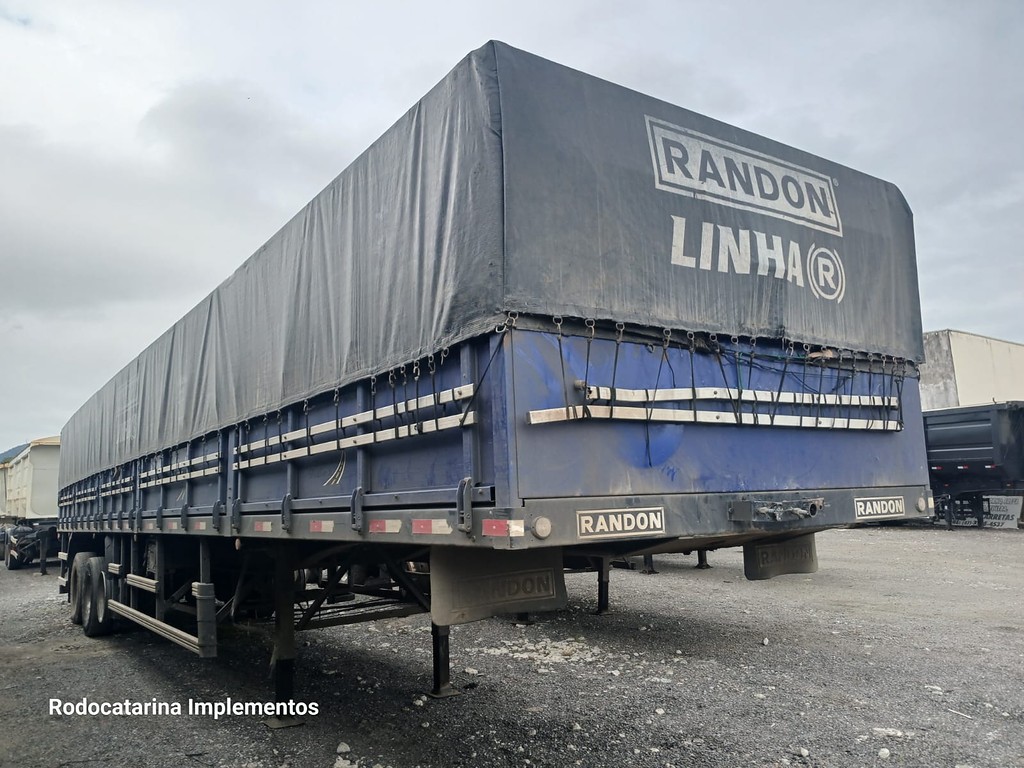 Carreta SEMI-REBOQUE GRANELEIRO Randon ANO 2019 3 Eixos de Rodocatarina Implementos LTDA na Santa Catarina