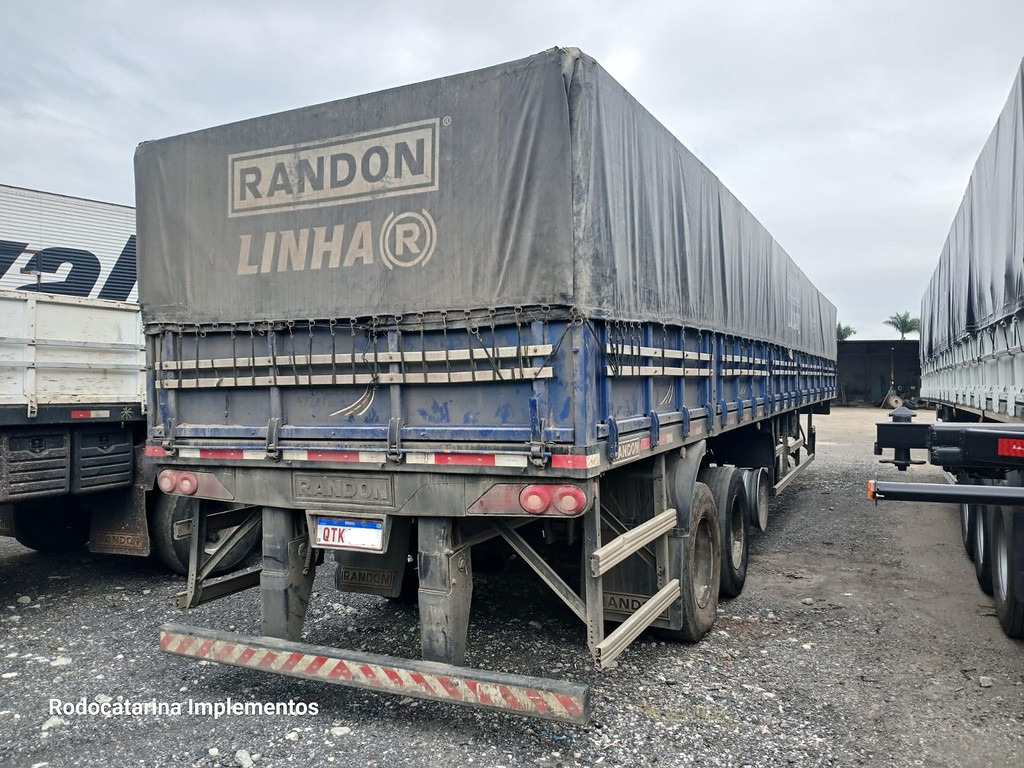 Carreta SEMI-REBOQUE GRANELEIRO Randon ANO 2019 3 Eixos de Rodocatarina Implementos LTDA na Santa Catarina