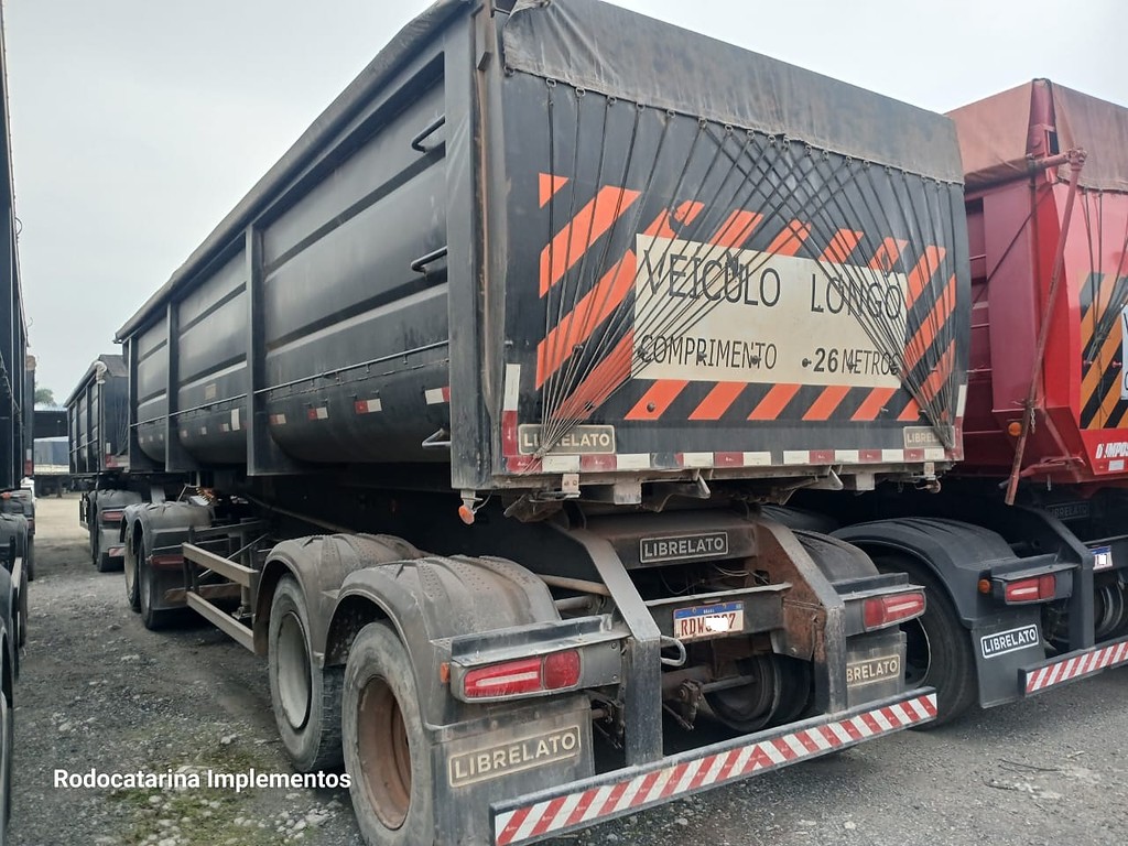 Carreta RODOTREM BASCULANTE Librelato ANO 2021 9 Eixos de Rodocatarina Implementos LTDA na Santa Catarina