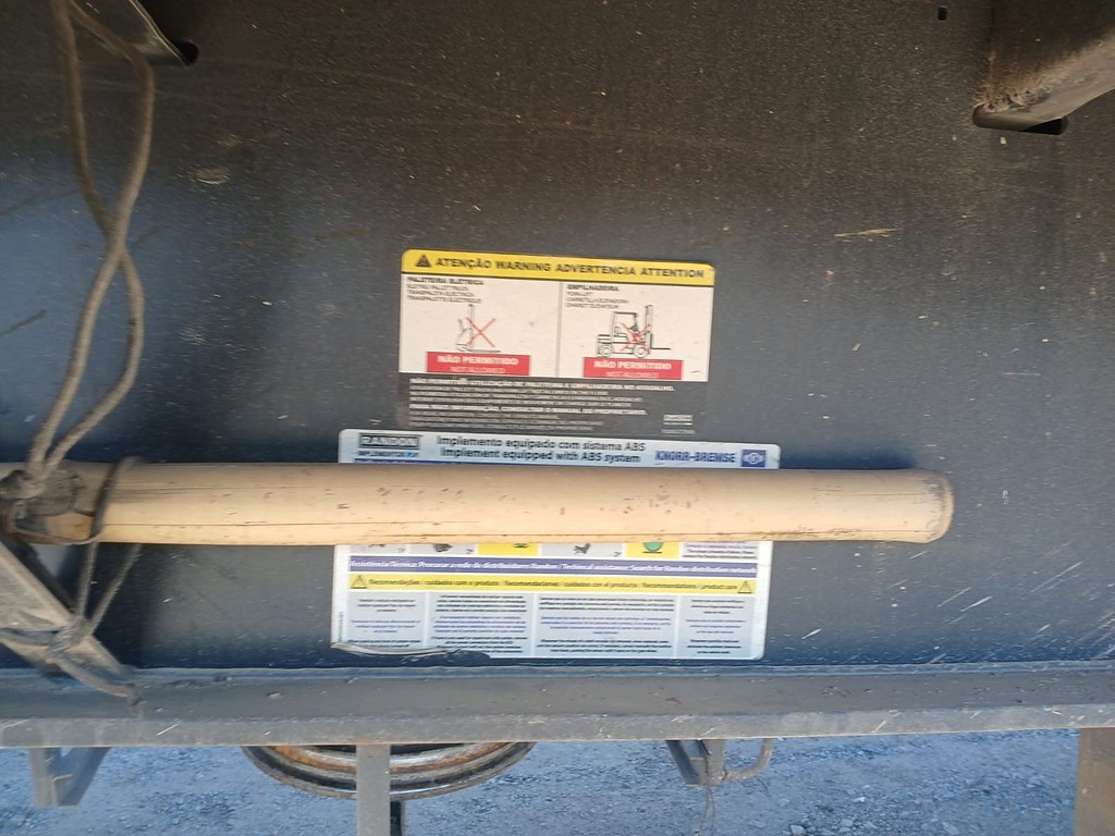 Carreta SEMI-REBOQUE GRANELEIRO Randon ANO 2020 3 Eixos de Rodocatarina Implementos LTDA na Santa Catarina