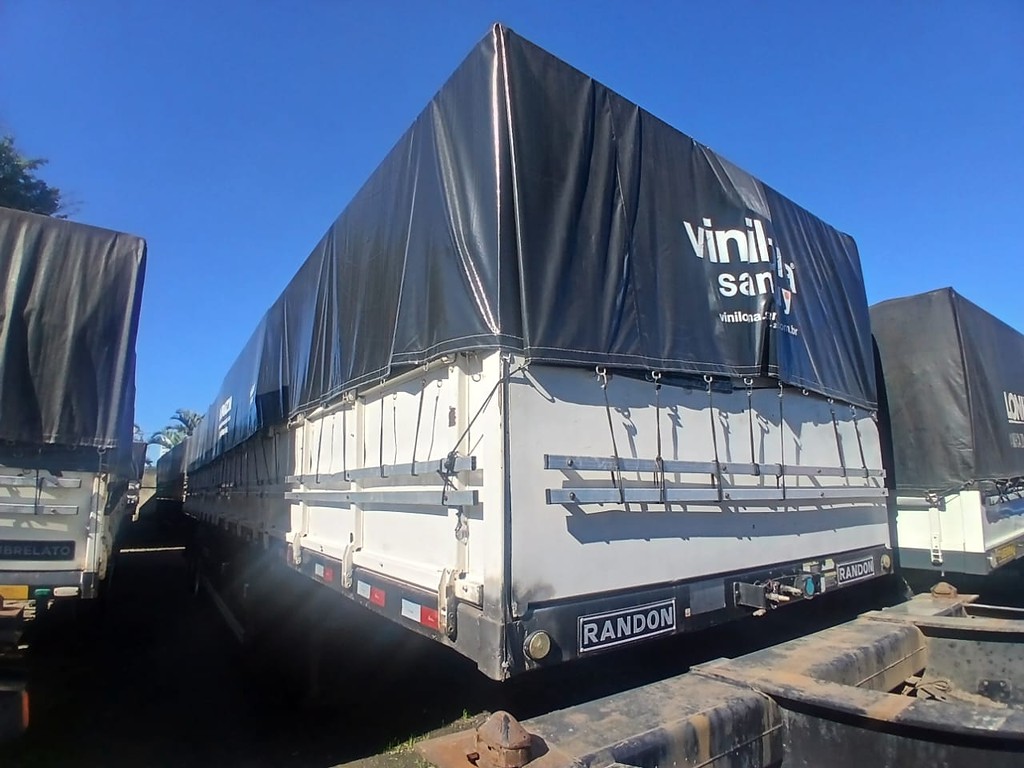 Carreta SEMI-REBOQUE GRANELEIRO Randon ANO 2020 3 Eixos de Rodocatarina Implementos LTDA na Santa Catarina