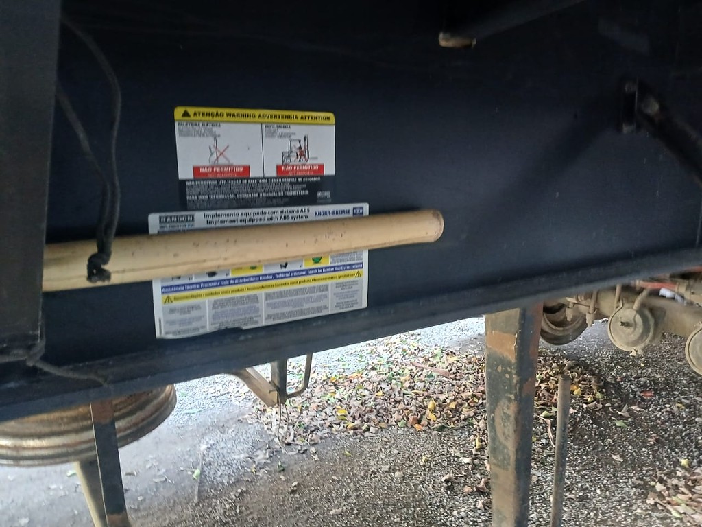 Carreta SEMI-REBOQUE GRANELEIRO Randon ANO 2020 3 Eixos de Rodocatarina Implementos LTDA na Santa Catarina