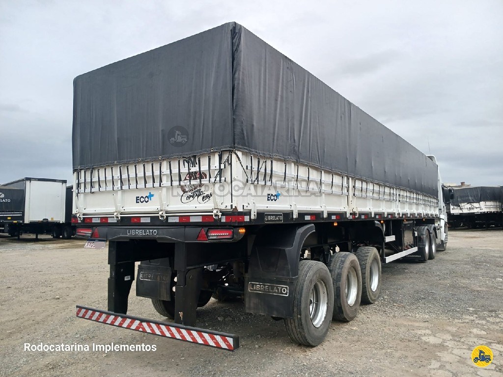 Carreta SEMI-REBOQUE GRANELEIRO Librelato ANO 2023 3 Eixos de Rodocatarina Implementos LTDA na Santa Catarina
