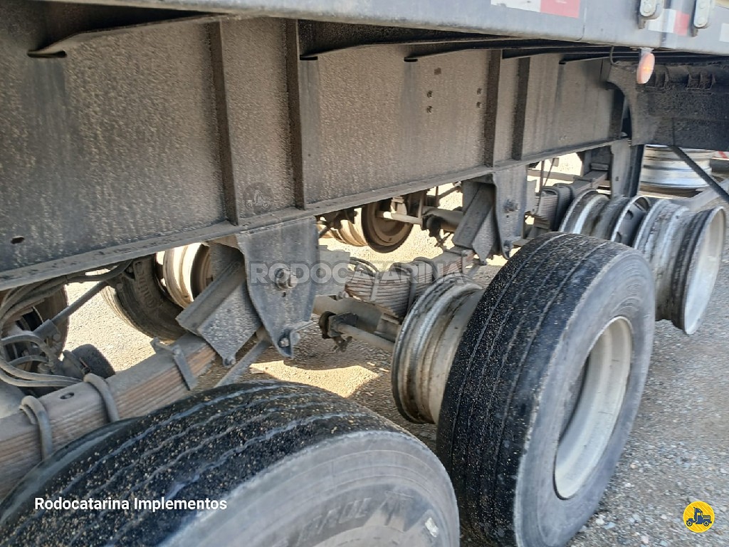Carreta SEMI-REBOQUE GRANELEIRO Librelato ANO 2022 3 Eixos de Rodocatarina Implementos LTDA na Santa Catarina