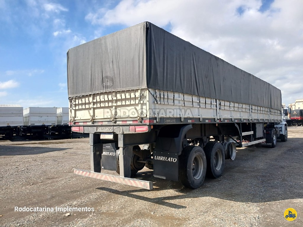 Carreta SEMI-REBOQUE GRANELEIRO Librelato ANO 2022 3 Eixos de Rodocatarina Implementos LTDA na Santa Catarina