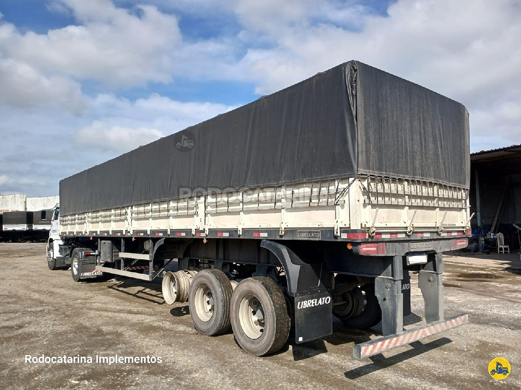 Carreta SEMI-REBOQUE GRANELEIRO Librelato ANO 2022 3 Eixos de Rodocatarina Implementos LTDA na Santa Catarina