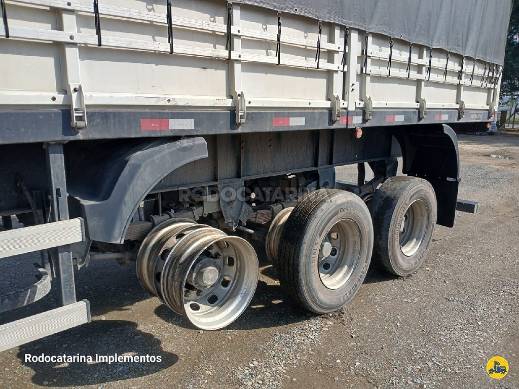 Carreta SEMI-REBOQUE GRANELEIRO Librelato ANO 2022 3 Eixos de Rodocatarina Implementos LTDA na Santa Catarina